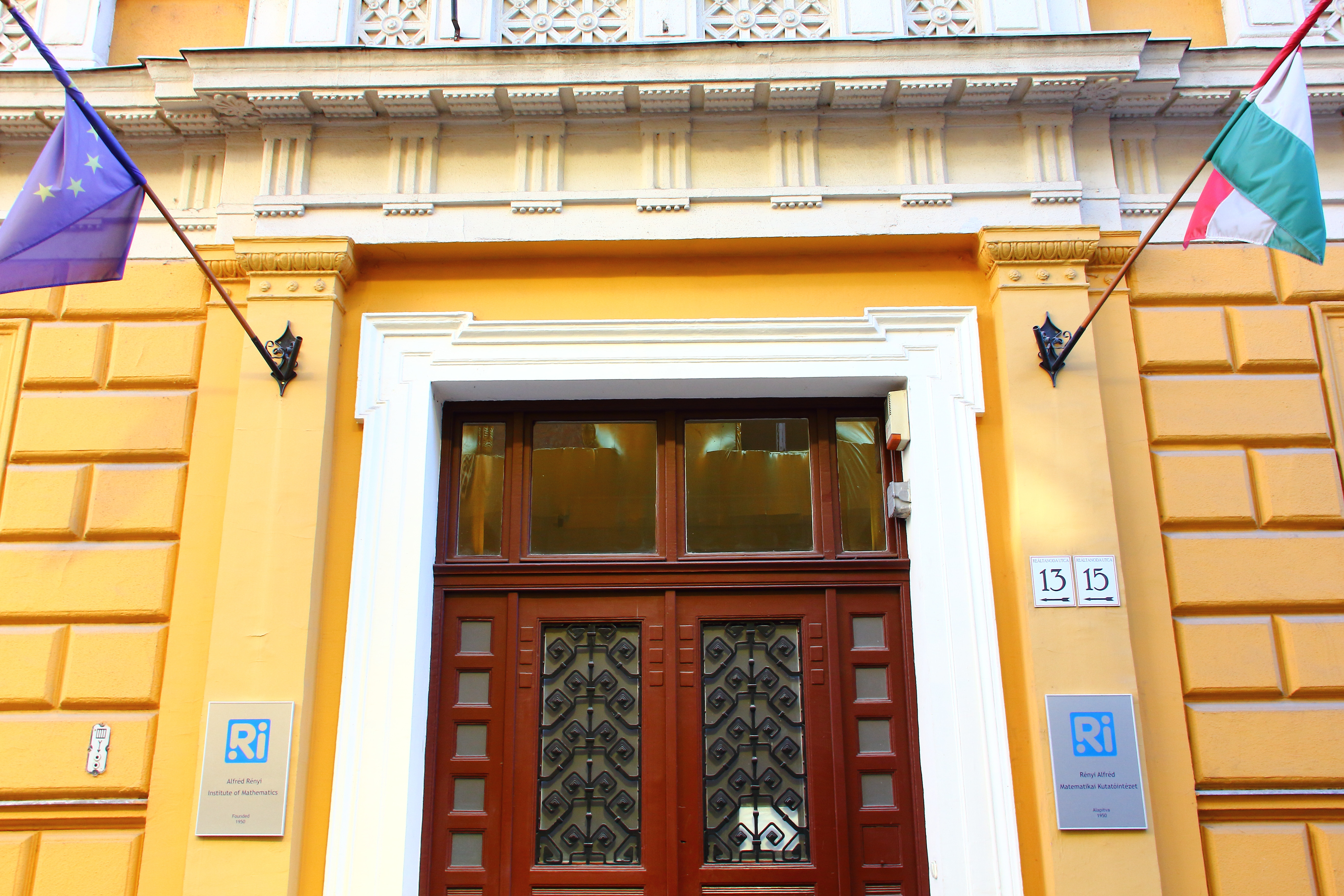 The building of the Institute
